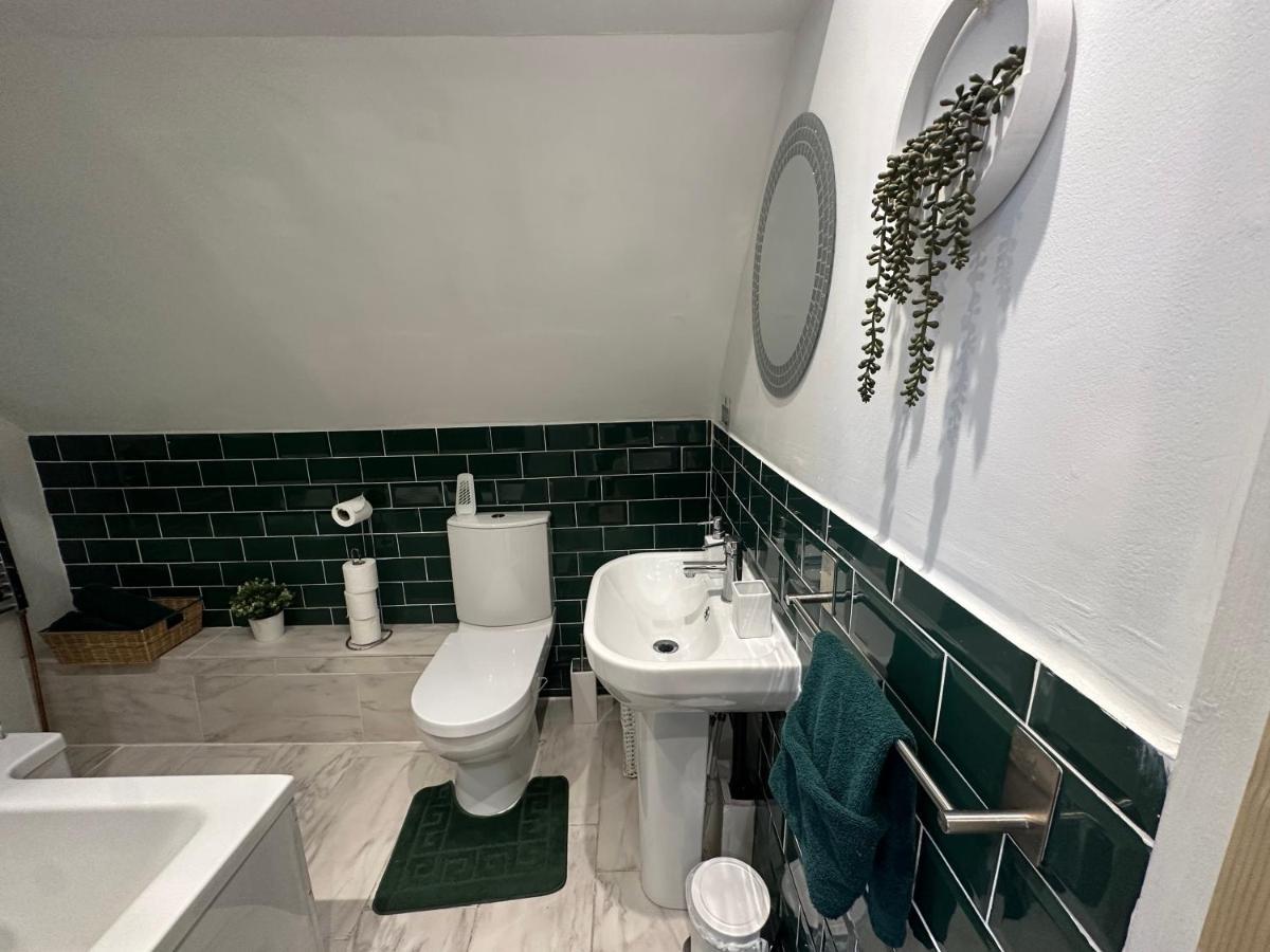 Charming 3-Bed Home Minutes From City Centre Nottingham Zewnętrze zdjęcie